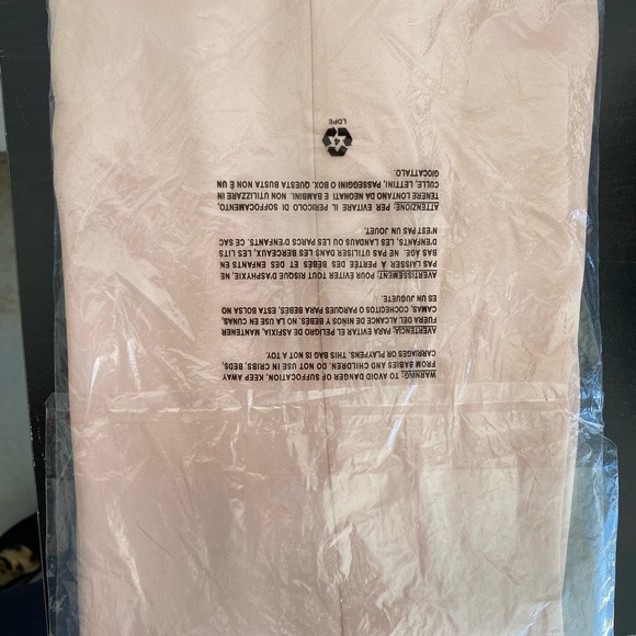 Calvin Klein sleeveless blouse -Blush - Picture 2 of 4